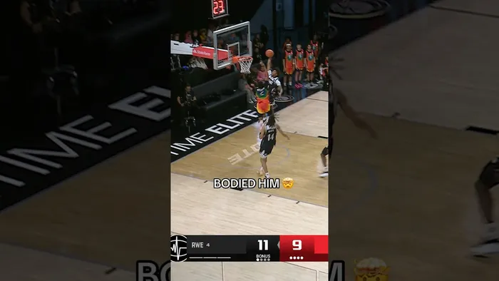 LIVE RIGHT NOW JOIN THE STREAMMM 🍿🍿