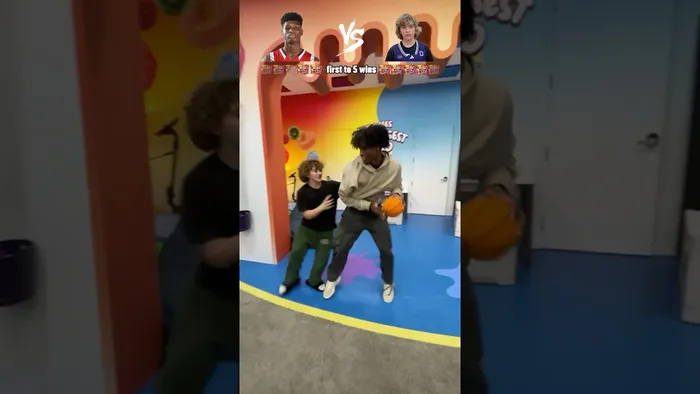 Niles vs 6’7 D1 Hooper 😳 @ShaqaliciousOfficial