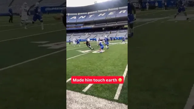 Broke him so bad bro started doing push-ups 😭 (via quadbrown/IG)
