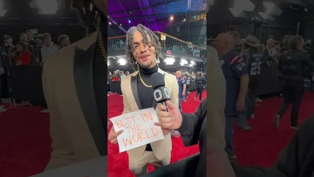 Brysen was getting starstruck on his first NFL red carpet 🥹 HIS SHOW DROPS TOMORROW AT 12 PM EST🔥