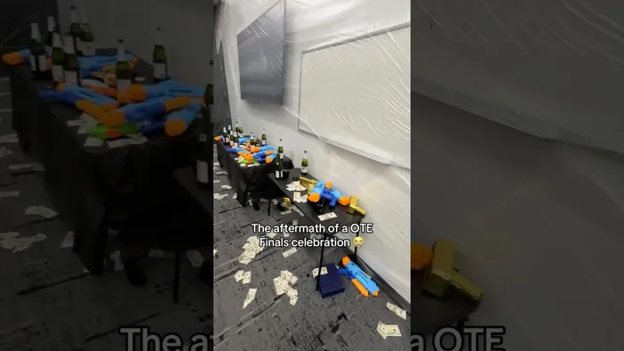 FaZe had themselves a time 😭