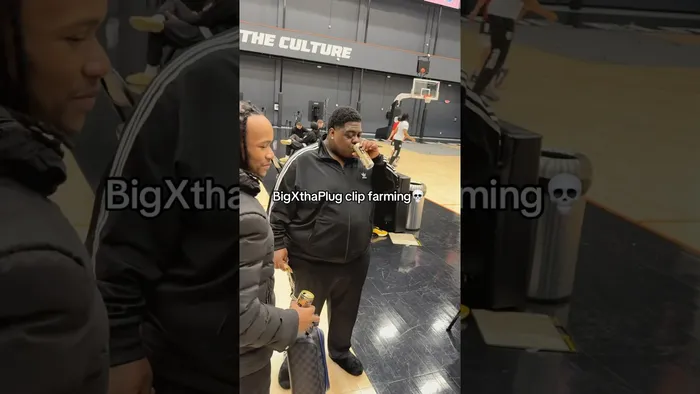 Why BigXthaPlug clip farming 🤣🤣