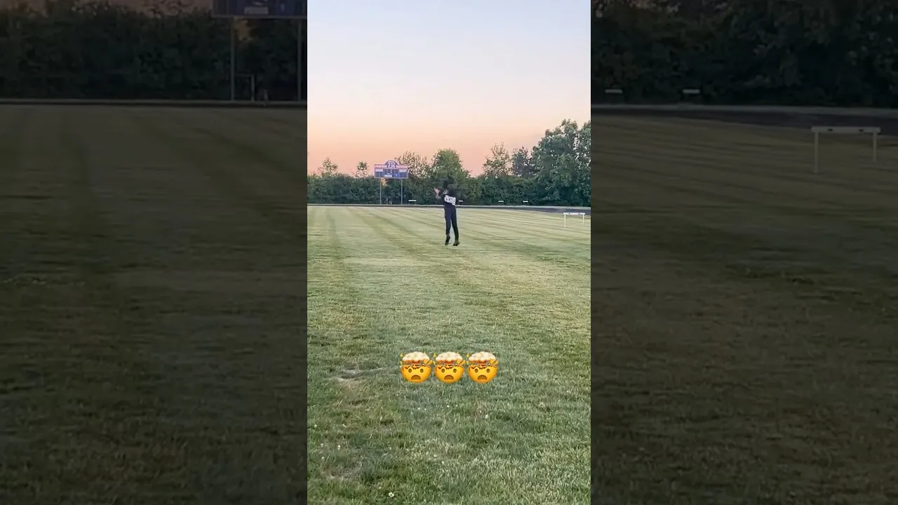 WHAT???? 😱😱😱 (via db3_tay/IG)